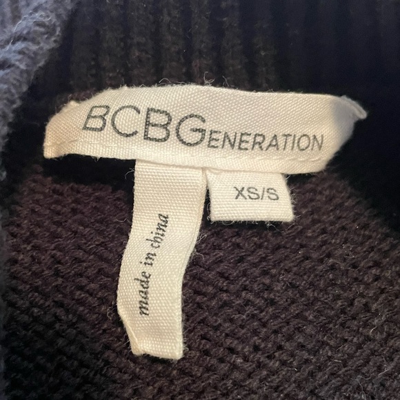 BCBGeneration Cropped Front Sweater - Picture 4 of 5